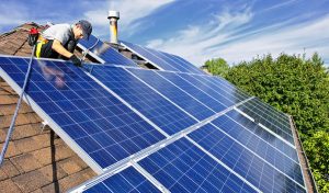 Service d'installation de photovoltaïque et tuiles photovoltaïques à Vourles